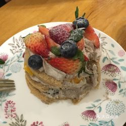 汕头红鞋烘焙招牌咸奶油裸蛋糕 口味实测与用户评价全解析